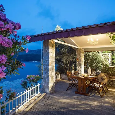 Bahce 1, Florya Tatil Evi